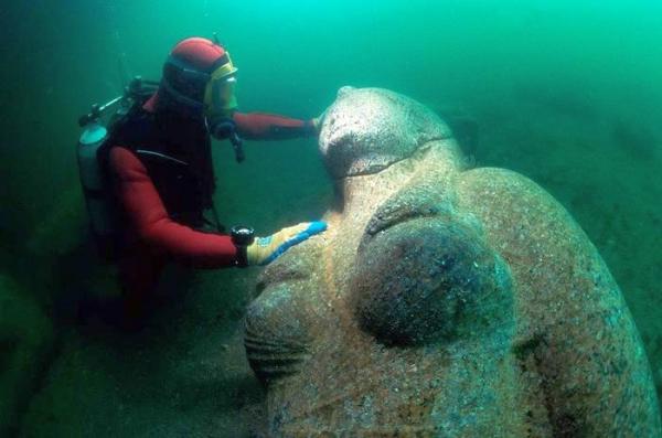 Escultura Rainha Ptolomaica | A Cidade Submersa De Heracleion | Mistério